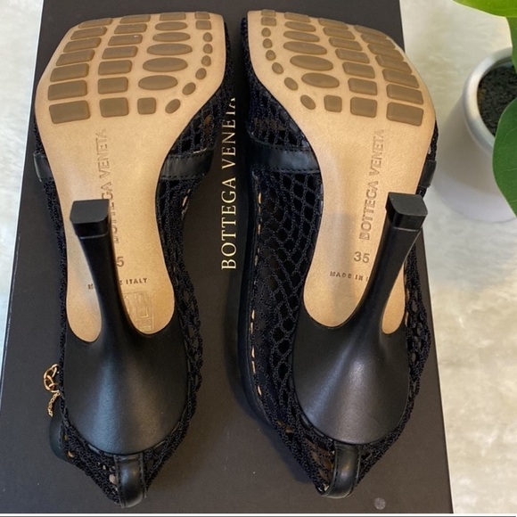 Authentic Bottega Veneta Mesh & Leather Pumps - Picture 6 of 8